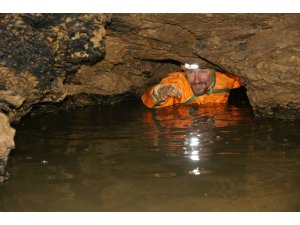 Български пещерняк в международна експедиция