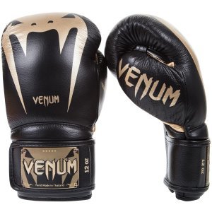 Боксови ръкавици VENUM GIANT 3 Black gold