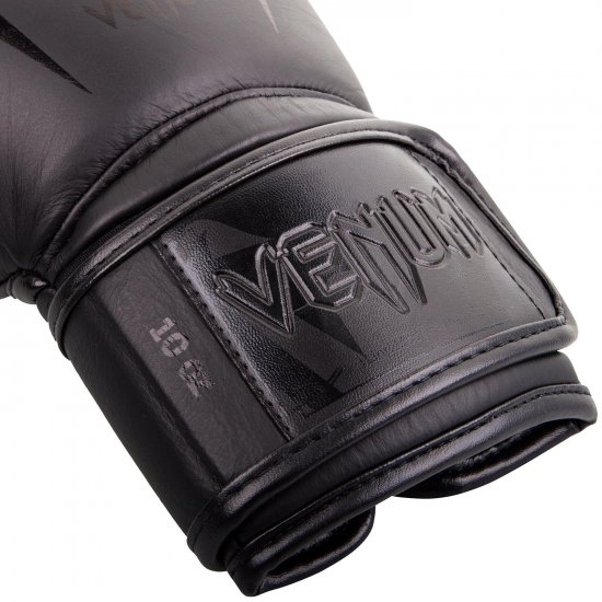 Боксови ръкавици VENUM GIANT 3 Nappa leather Black black