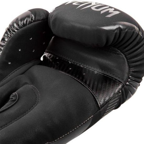 Боксови ръкавици VENUM IMPACT Black black